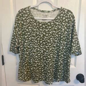 Time and Tru short sleeve top